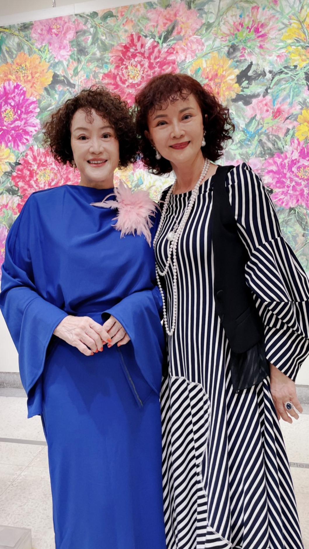韓湘琴(左)、鄧美芳合照。(圖/韓湘琴提供)