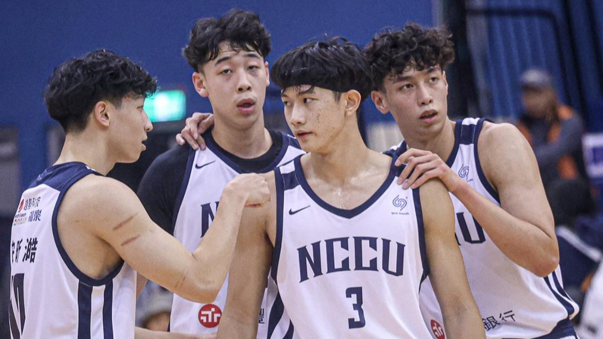 UBA/政大五連霸達陣!大勝健行18分 勇奪「跨季50連勝」