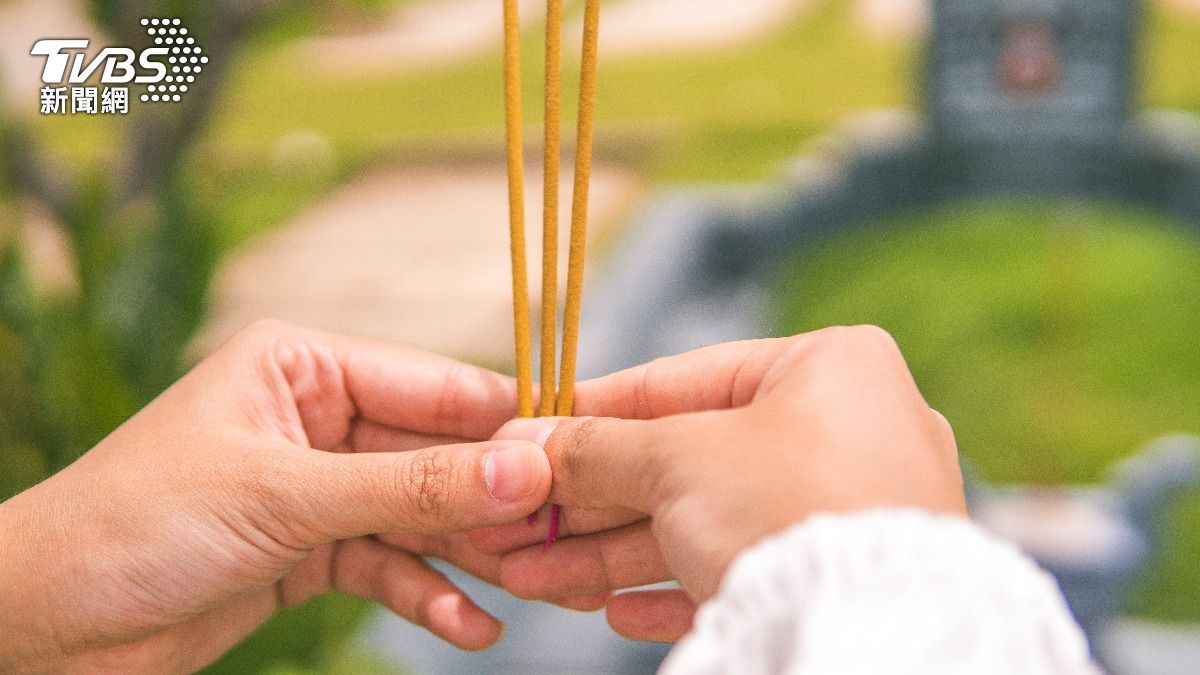 清明掃墓注意！命理師示警「5類人」易沖煞：恐遭靈體入侵