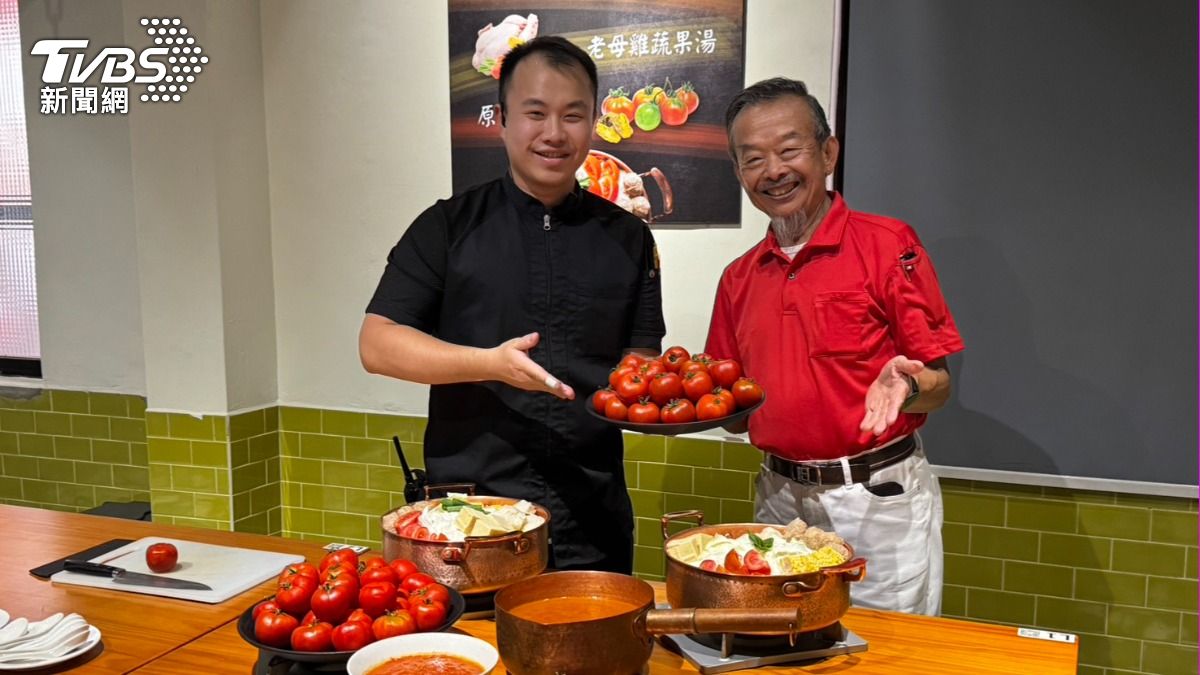 店長林千畬說「議長鍋」兼具美味與健康。(圖/林雅婷攝)