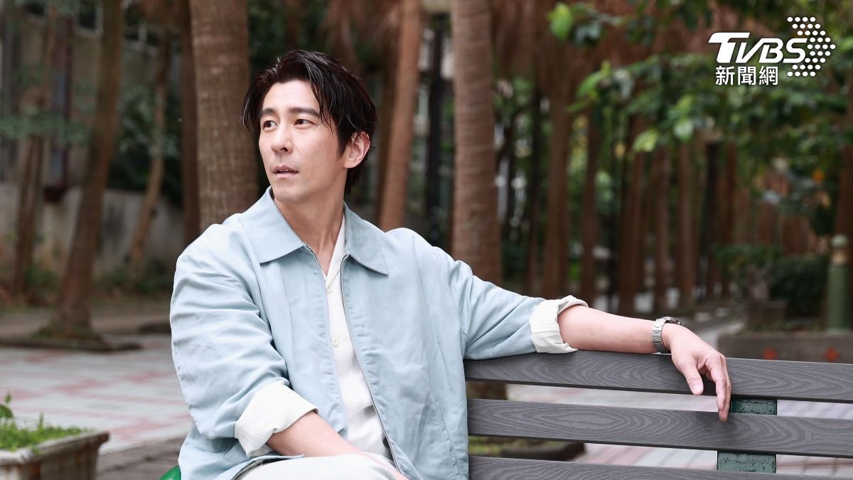修杰楷赴新加坡拍攝非常想念老婆、女兒,卻也享受難得的一人時光。(圖/黃城碩攝)