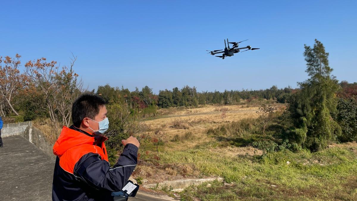 清明連假為強化防火，金門消防局出動無人機空中巡查。（圖／翻攝自金門消防局臉書）