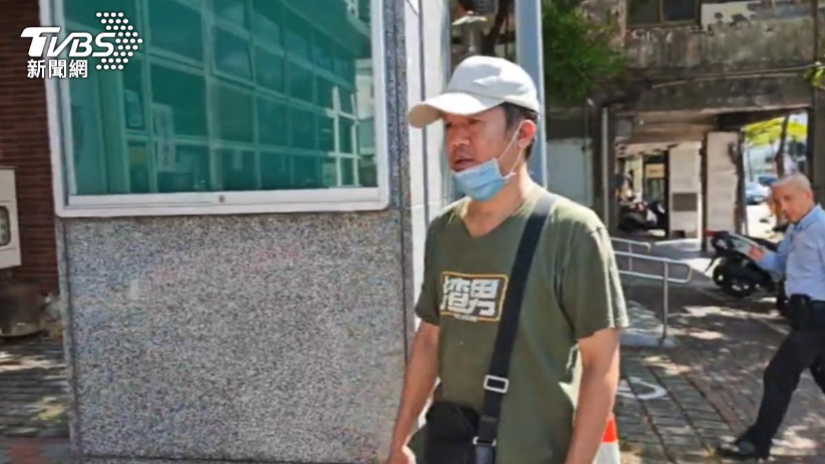 推擠女警遭控「1秒胸襲性騷」　退休警蕭湘公子無罪確定
