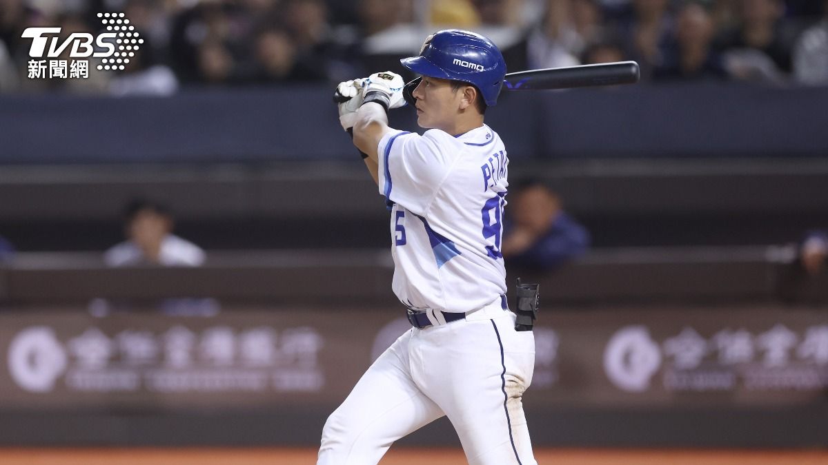 中職/戴培峰開轟猛打賞!悍將主場開幕戰11:5輾壓兄弟