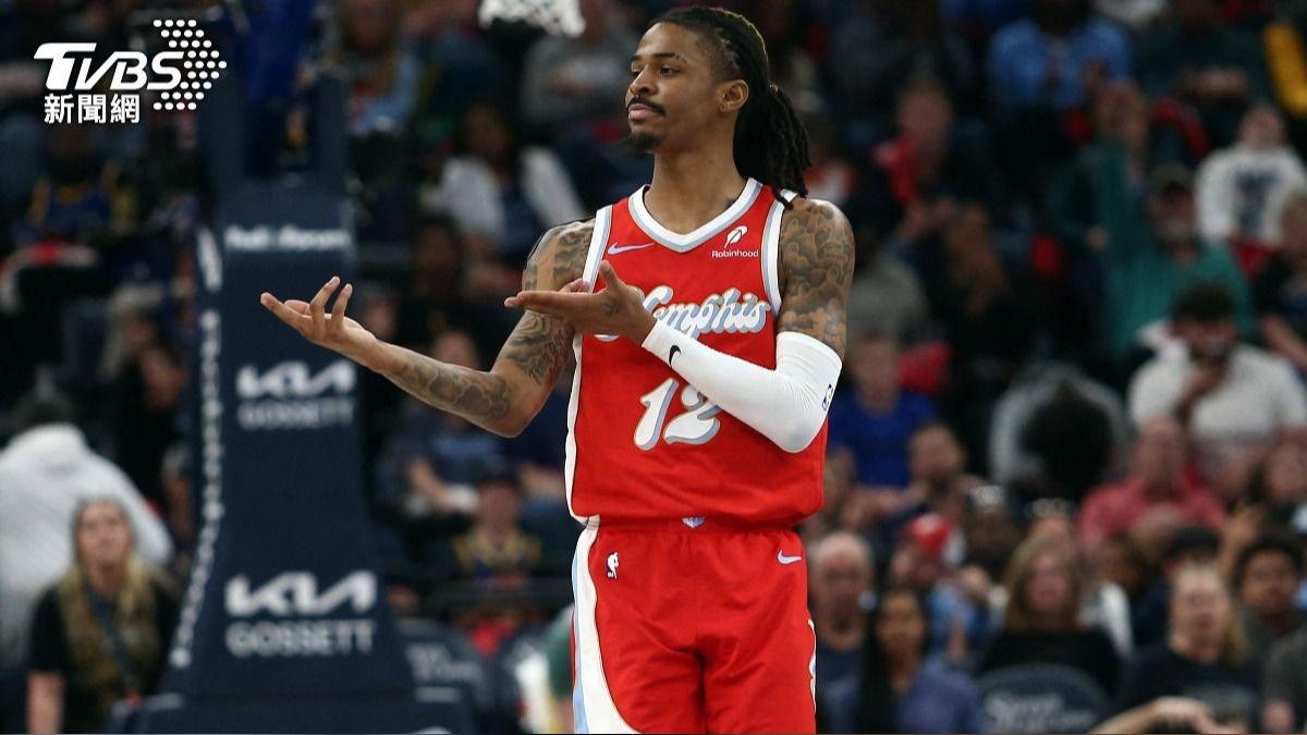 NBA/莫蘭特朝勇士板凳「亮持槍手勢」 聯盟將調查