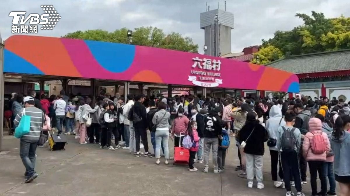 未成年免費!高中生玩到六福村閉園沒車搭 發文抱怨遭轟:巨嬰