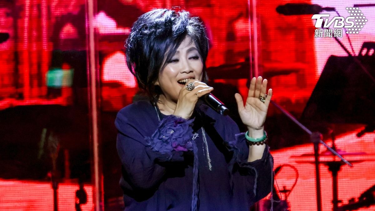 除了佛曲,齊豫更高歌歡顏﹑隱形的翅膀等暢銷金曲。(圖/中華福報生活推廣協會提供)