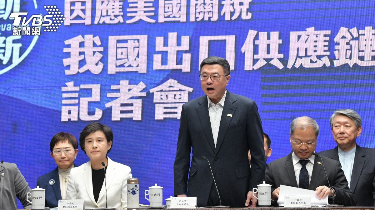 面對川普重稅如何因應，行政院長卓榮泰今（4）日下午16時親上火線舉行記者會說明。（圖／胡瑞麒攝）
