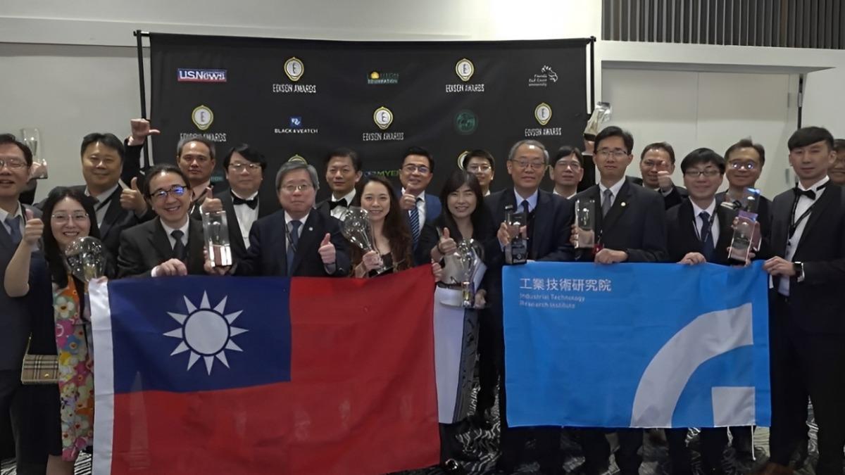 工研院團隊得獎大合照。(圖/工研院提供)