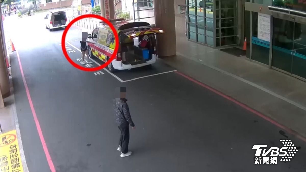 高雄救護車送病患到醫院搶命 沒熄火陌生女摸上車偷走