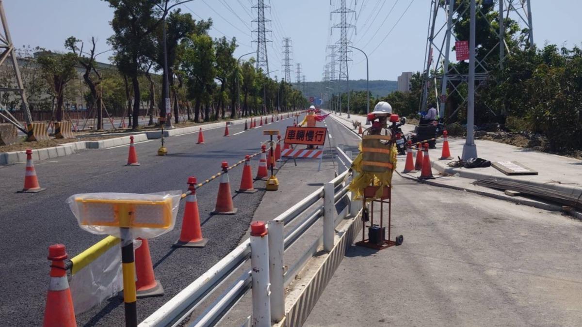 道路施工出人命!「1天6起自摔」騎士脊椎重擊搶救3天亡