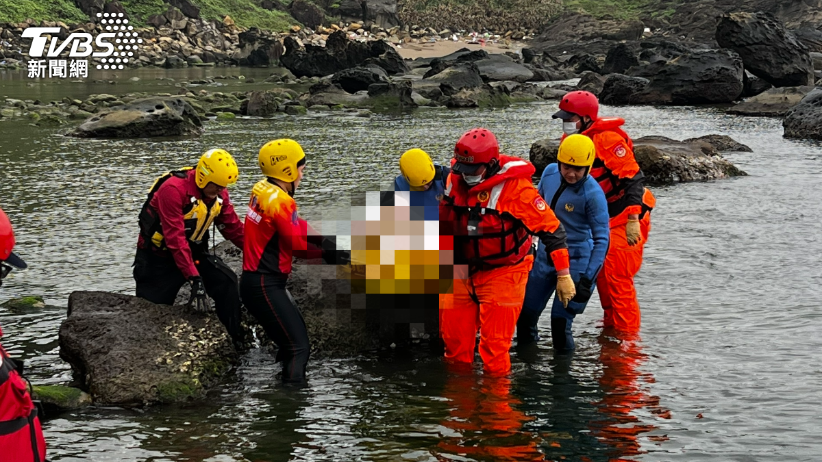基隆望幽谷礁岩驚見「腐敗長蛆男屍」 身分曝光