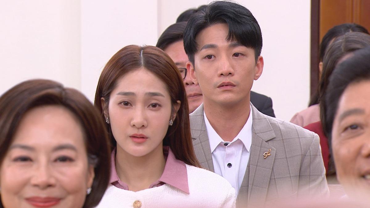 《願望》邱子芯(左)、楚翔(右)遭夏語心介入。(圖/三立提供)