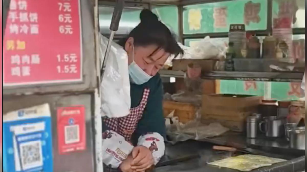 百萬豪車遭早餐車刮花!陸車主僅索賠15個蛋餅 網讚「富人的胸懷」