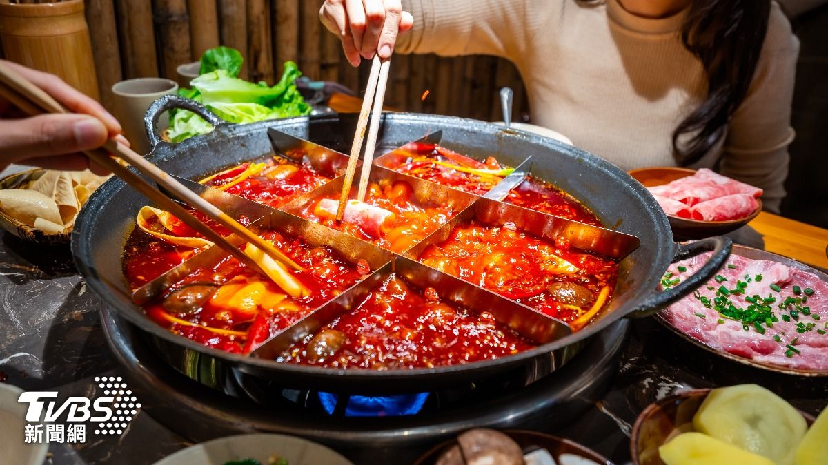 吃完火鍋總是一身臭？廚師曝「湯底」暗黑實情：換一家吃吧