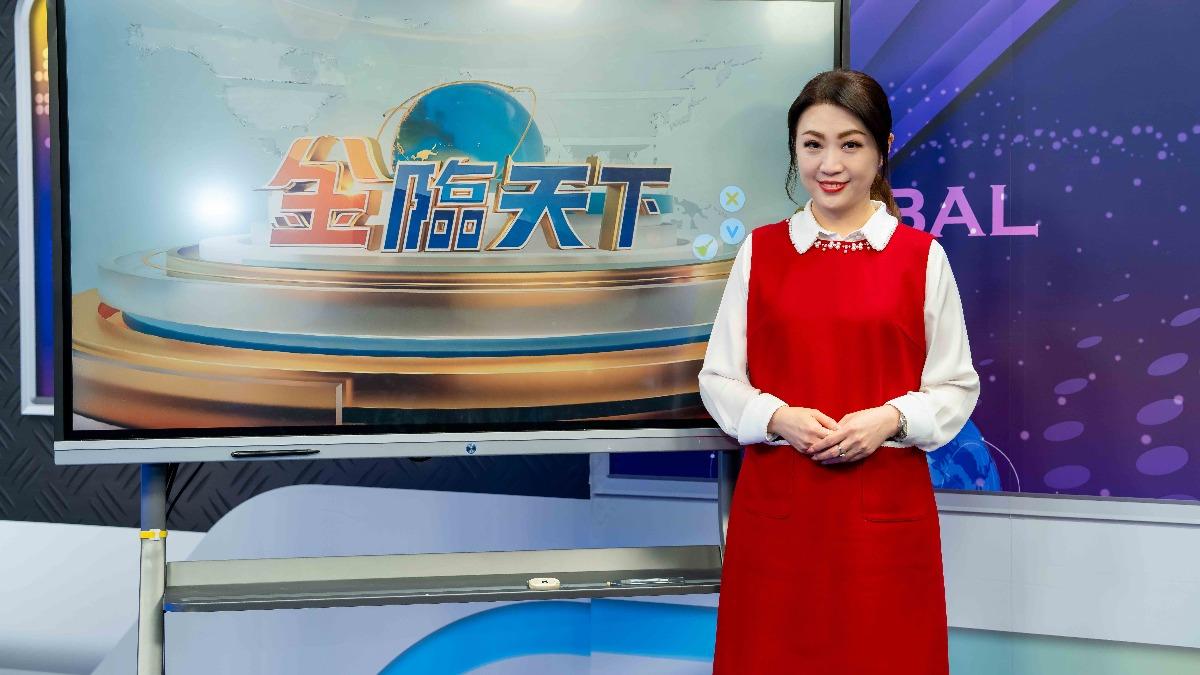 《金臨天下》主持人黃斐瑜期許節目內容,能夠幫助觀眾掌握投資風向,提前做好準備。(圖/TVBS)