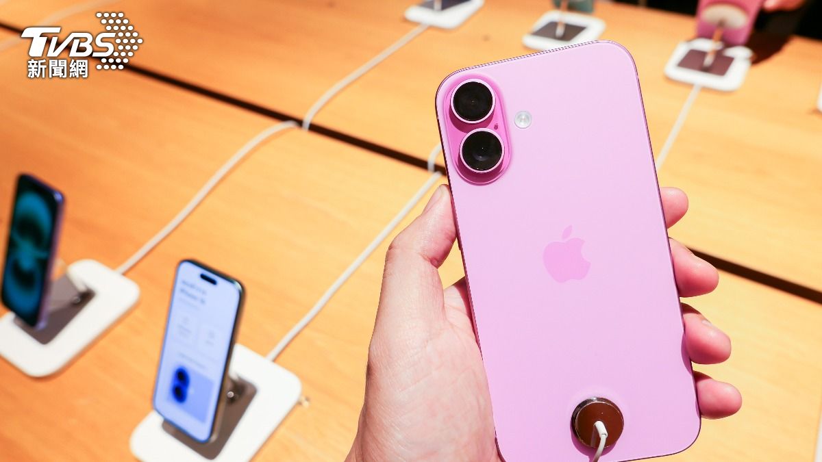 急閃川普關稅大刀！蘋果急運iPhone　五貨機印度直送美國