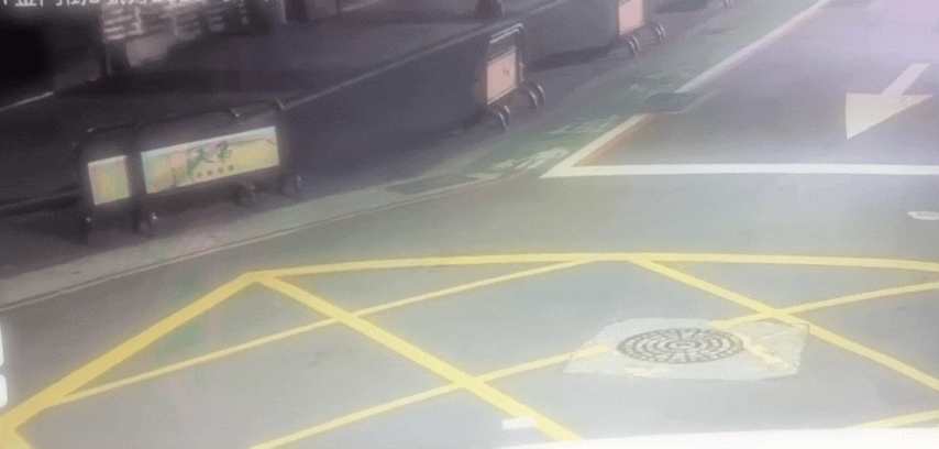 車禍撞擊瞬間。(圖/TVBS)
