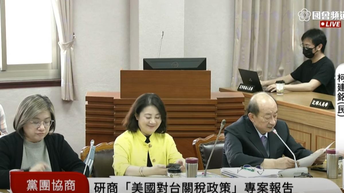 柯建銘發言時又屢屢偏題且冗長，韓國瑜頻提醒卻也沒用，忍無可忍只好宣布休息。（圖／立法院議事轉播頻道）