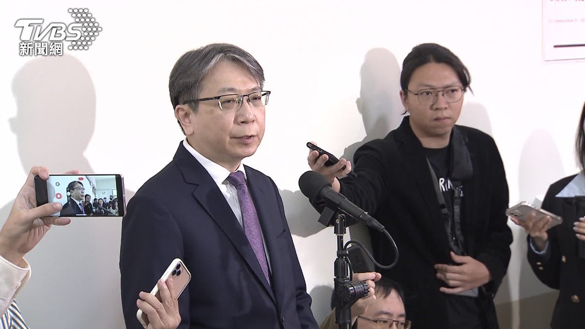 黃國昌爆涉狗仔跟監!國安局出手了 反制「跟拍」措施曝