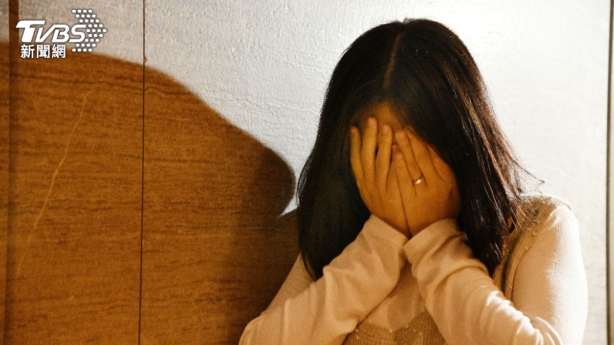 女性兼顧女兒、母親、職場女性等多重身分,確實增高憂鬱症機率。(圖/胡瑞麒攝)
