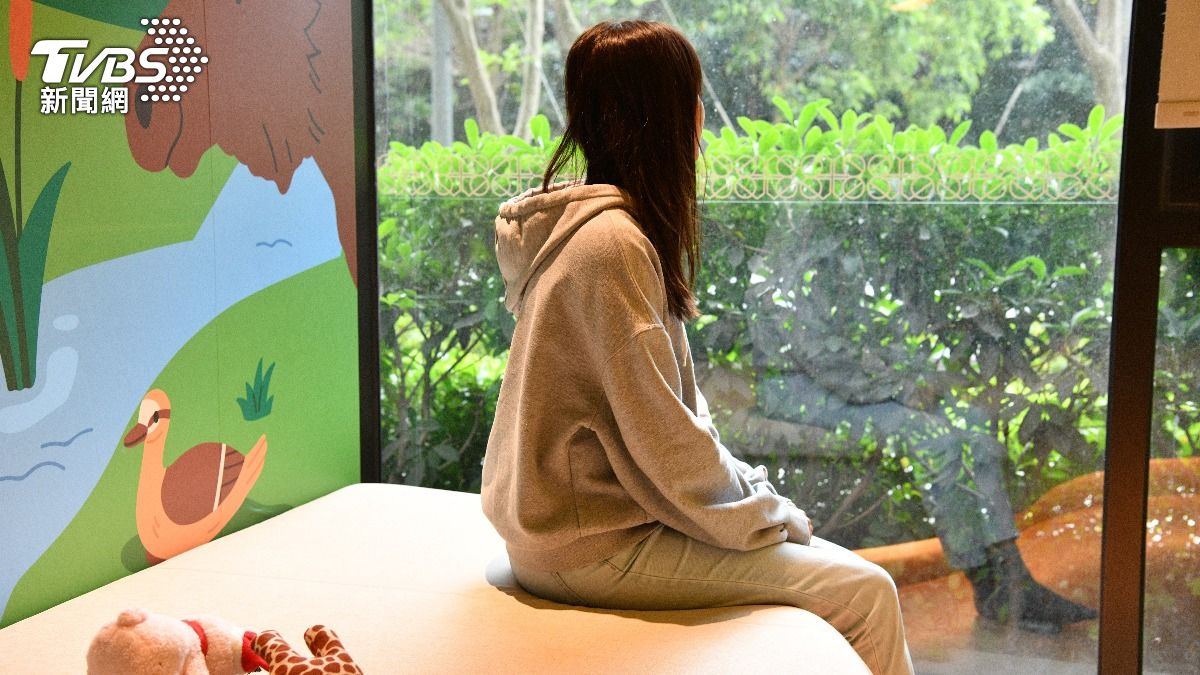 女性憂鬱問題持續。(圖/胡瑞麒攝)