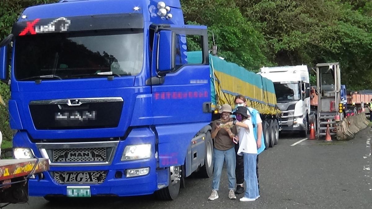 加強關鍵路口稽查 將設置智慧圍籬 阻絕非法棄土(圖/宜縣環保局提供)
