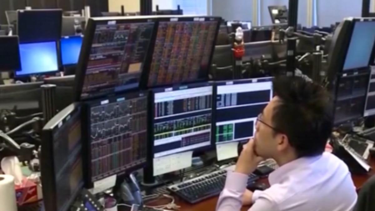 美課125%關稅 陸市場不甩 三大指數開盤走高。（圖／CCTV+）
