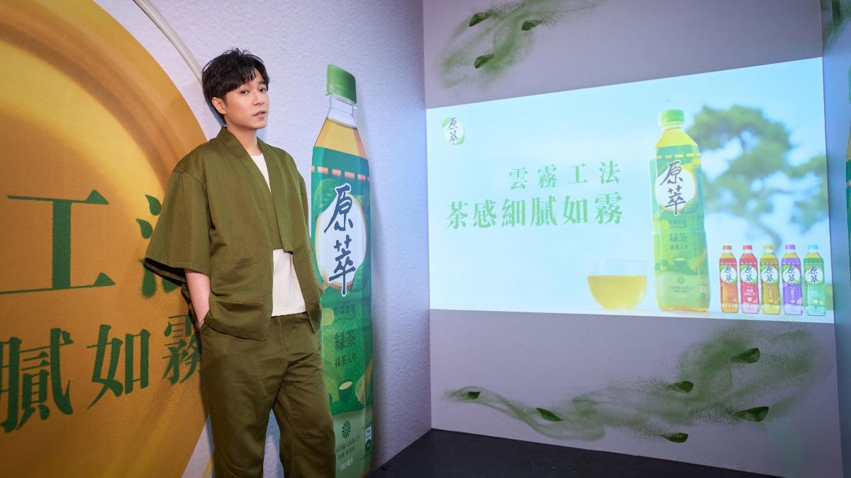 吳青峰日前出席茶飲代言活動。（圖／可口可樂公司提供）