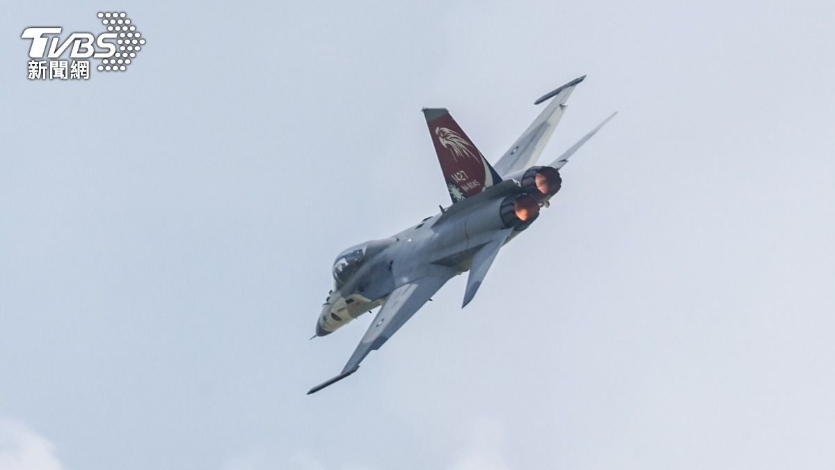 IDF戰機輪胎癟氣停機!馬公機場關閉跑道 空軍司令部急回應