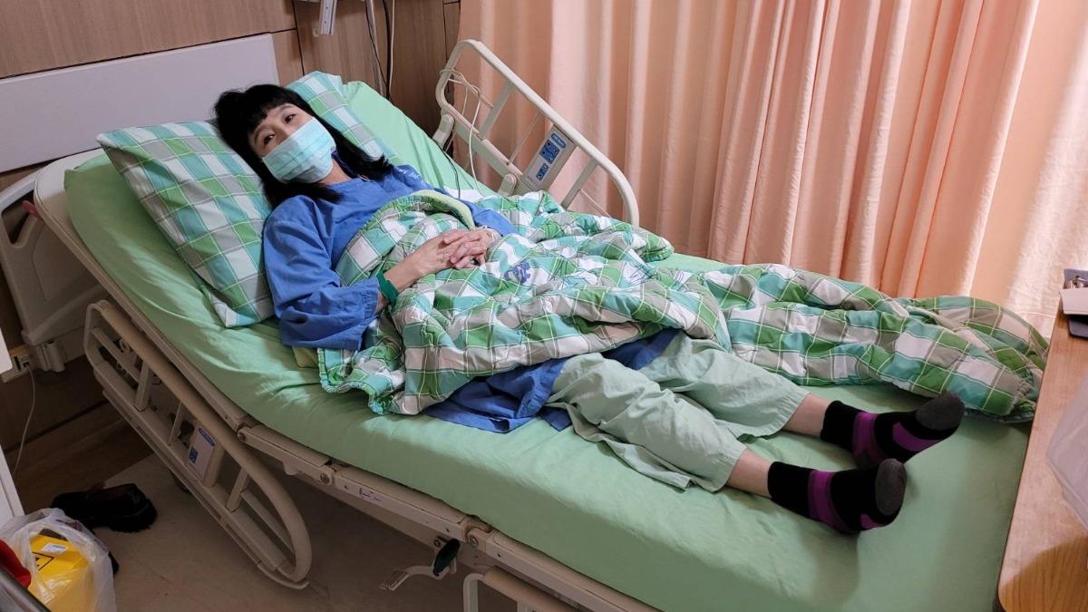本土女星「簽放棄急救」!肺慘纖維化 悲喊:不想太痛的走