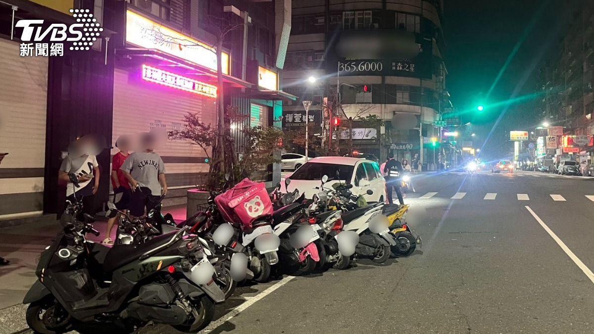 高雄深夜傳巨響!休旅車失控連環撞15車 疑疲勞駕駛釀禍