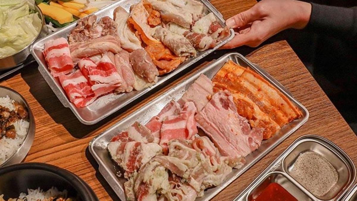 肉品選擇不少，雞肉、豬肉、牛肉等多種口味。（圖／「三歲小草」提供）
