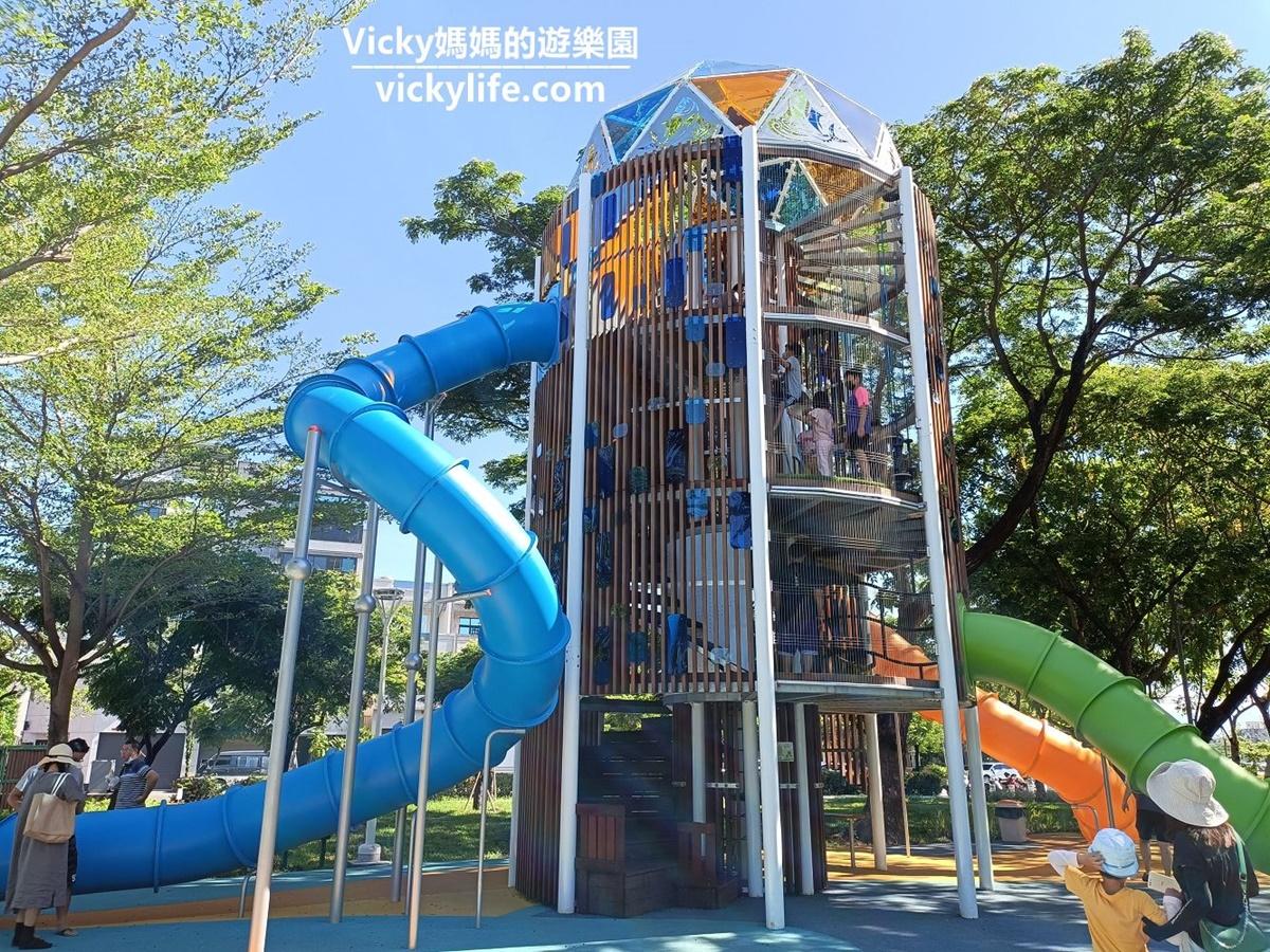 大鮪魚航海樂園:11公尺高「樹海闖關塔」。(圖/「Vicky媽媽的遊樂園」提供)