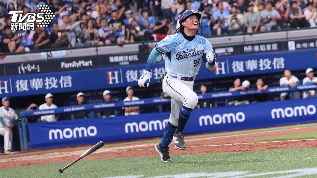 中職/張育成轟3分砲!力亞士6局無失分 富邦悍將「主場4戰全勝」