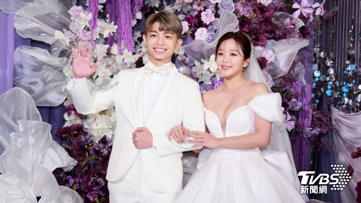 直擊/賴慧如補辦婚禮!開深V禮服辣成這樣 證婚人是「大咖天王」
