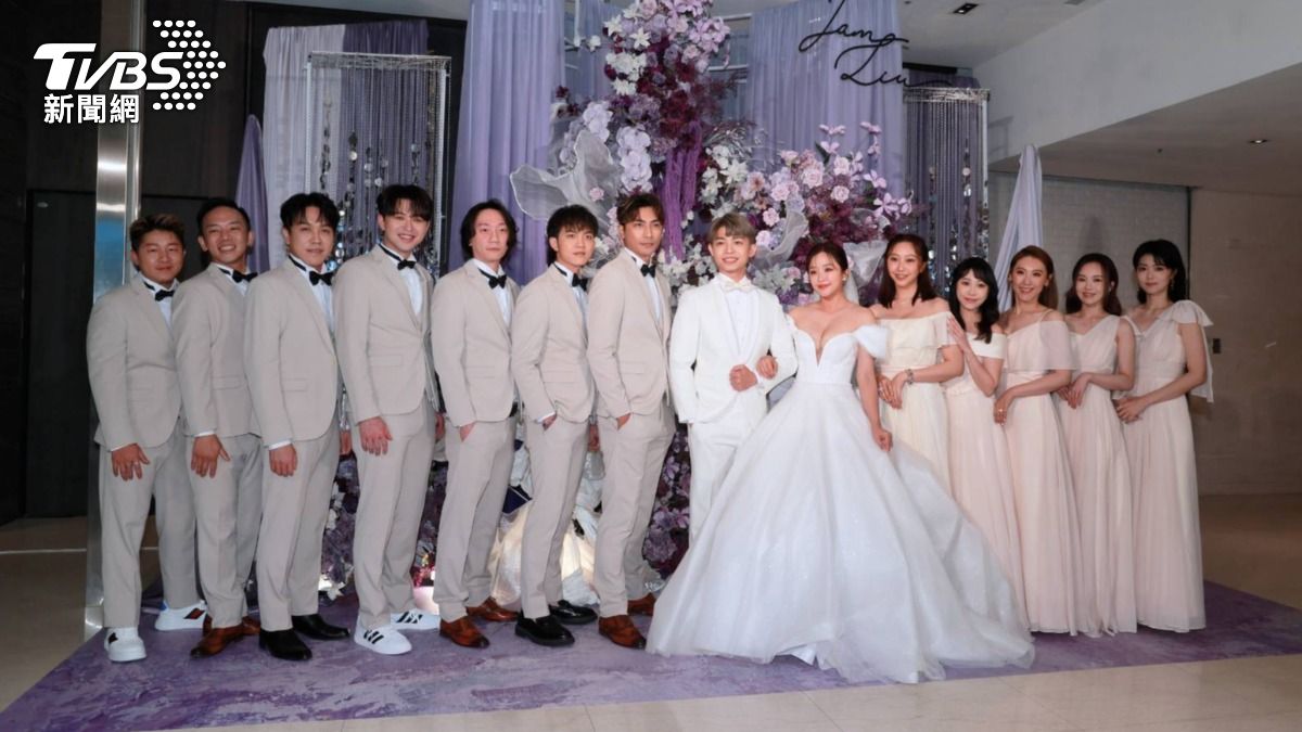 黃露瑤無懼伴娘魔咒當4次 杜忻恬虧賴慧如「別再辦婚禮」