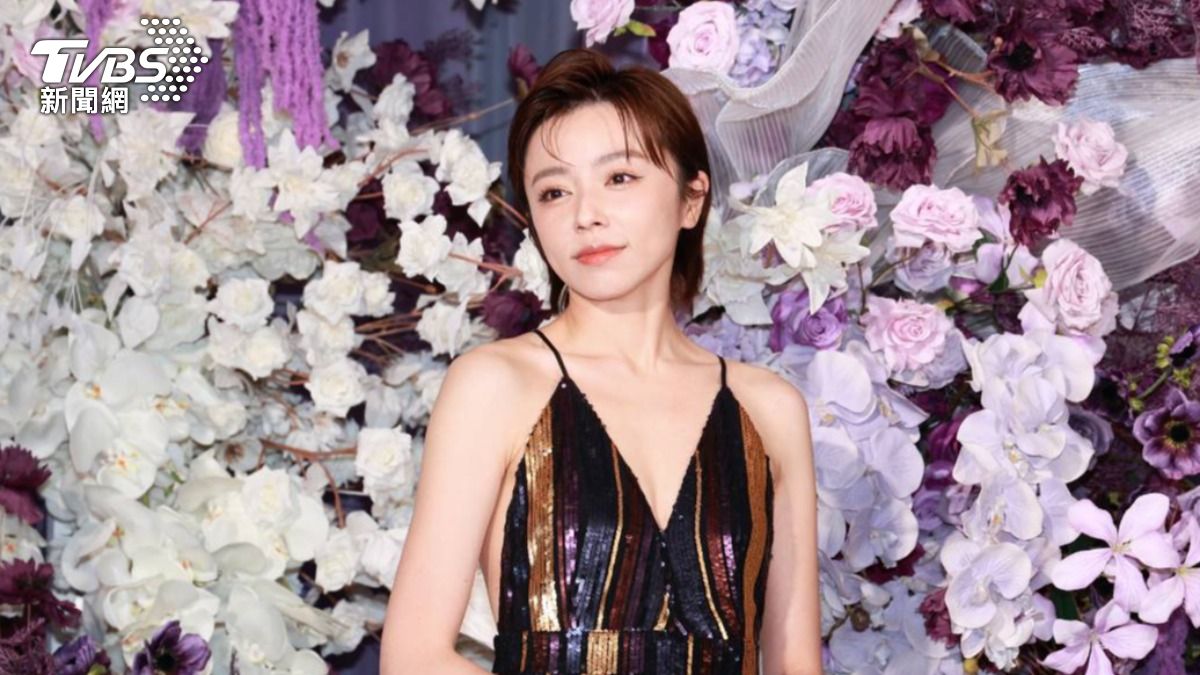 王瞳火辣「端出長輩」踩場賴慧如200萬婚禮 周遊送超厚紅包