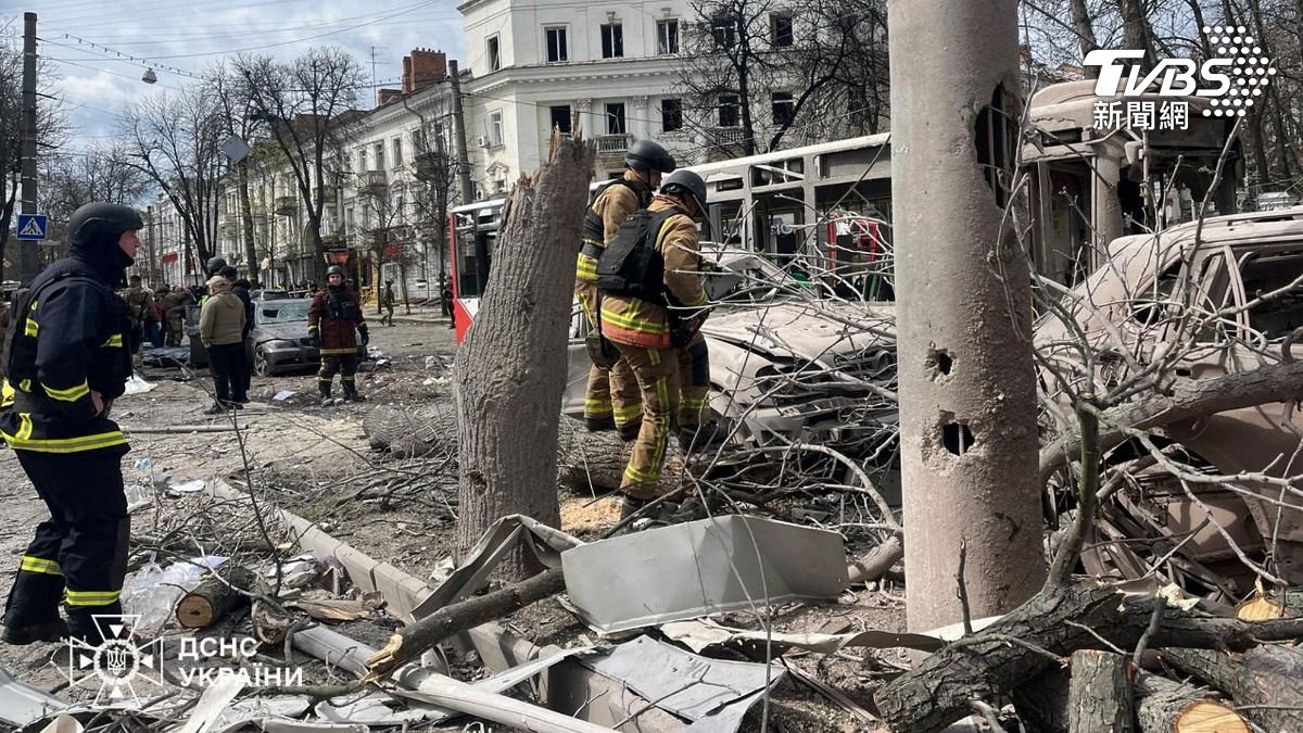 烏克蘭蘇米市遭空襲釀32死!2童喪命 澤倫斯基喊話盟邦:施壓俄國