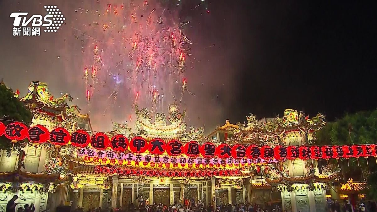 圓滿落幕!大甲媽9天8夜遶境回鑾 信徒簇擁返廟安座