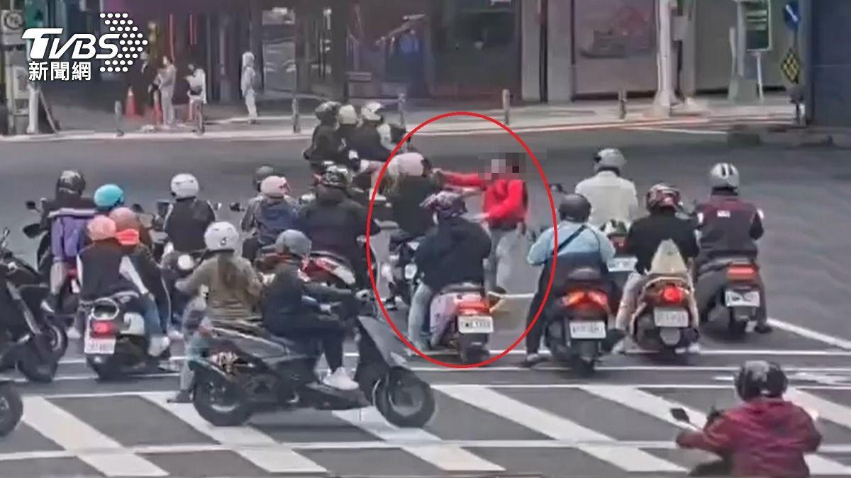 北市男「幻想」被扯口罩!東區街頭隨機揮拳 騎士無辜挨揍