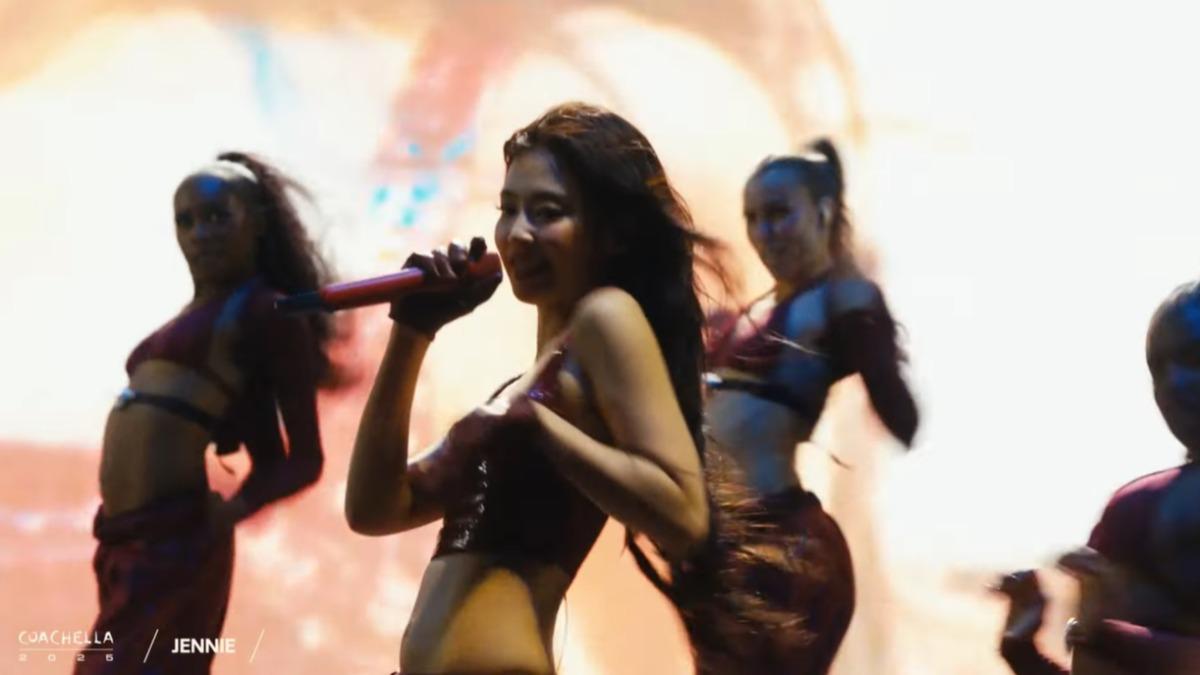 Jennie辣登科切拉!開麥飆唱1小時 隊友台下驚喜應援