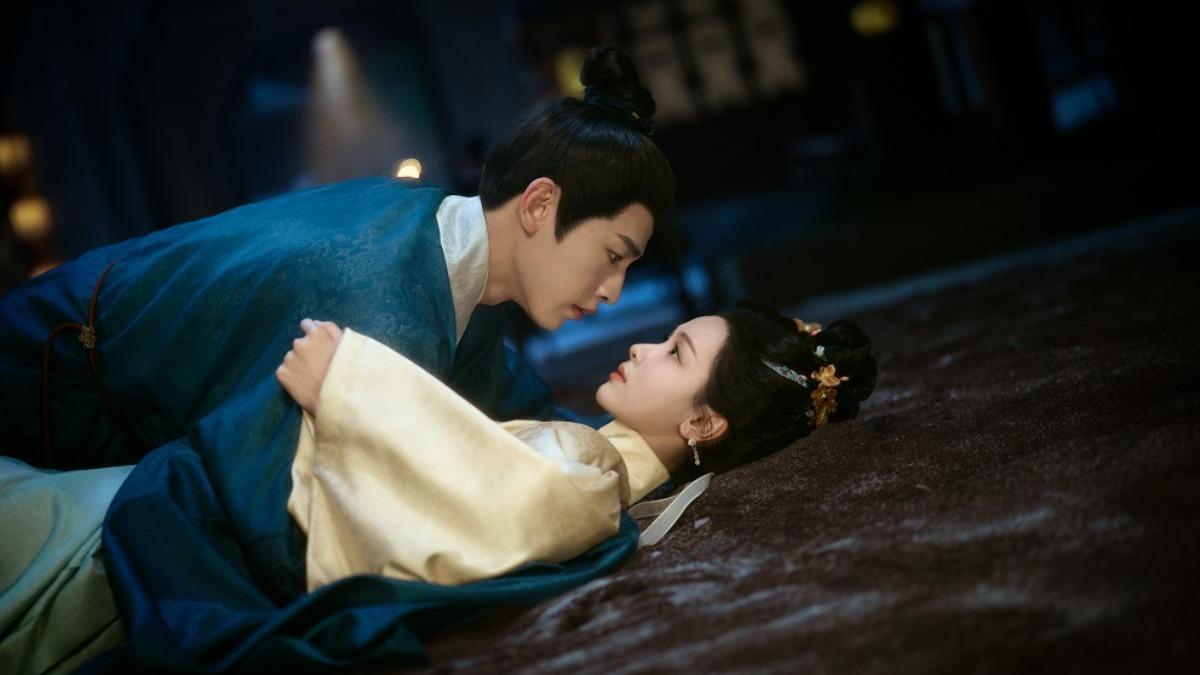 《雁回時》陳都靈上演「墜馬吻」　辛雲來緊張到全身發抖