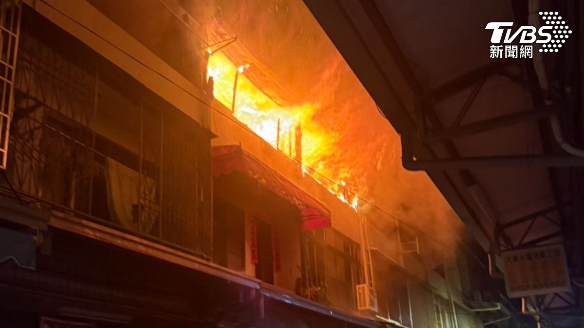 台中大里惡火奪3命 鄰居嚇壞憶起火當下:玻璃爆炸聲狂響