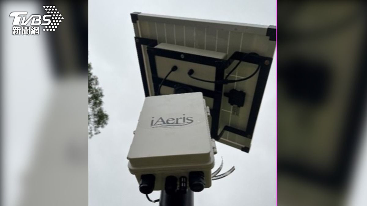 國研院設置的空氣品質感測器。(圖/TVBS)