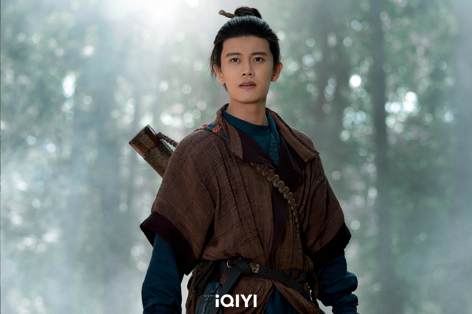 任嘉倫在《無憂渡》飾演捉妖師「久宣夜」。(圖/iQIYI愛奇藝國際版提供)