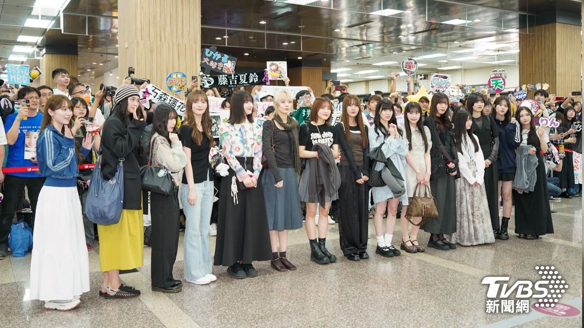 直擊/好香!櫻坂46首度來台備戰公演 400鐵粉機場合唱幫她慶生