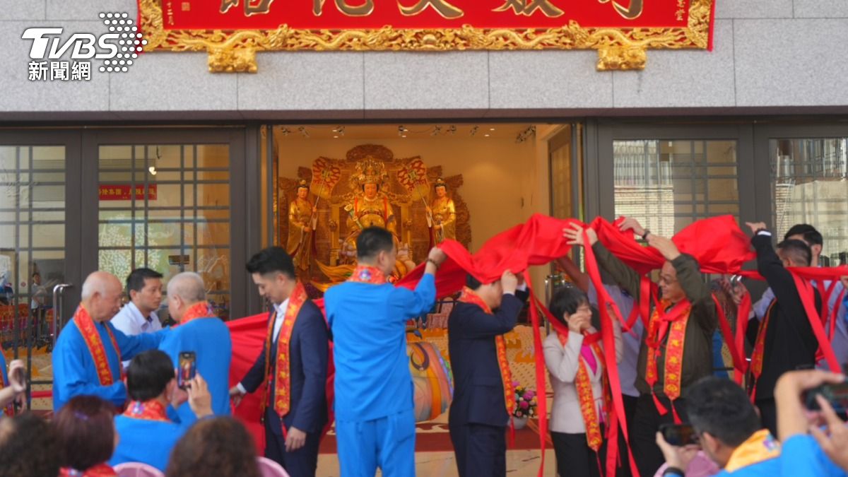 賴清德揭牌「突遭紅布蓋頭」!內行示警:媽祖娘娘在警告