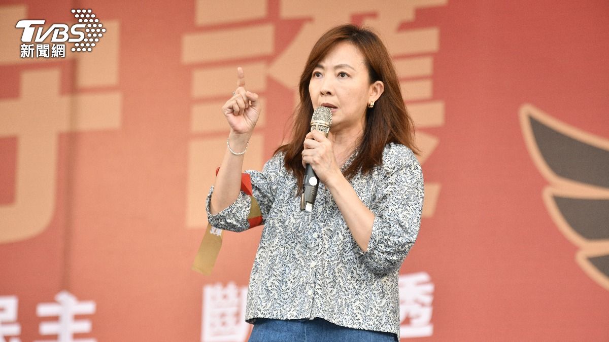民進黨立委郭昱晴嗆國民黨立委王鴻薇「閉著眼睛都相信你會被罷免」。(圖/胡瑞麒攝)
