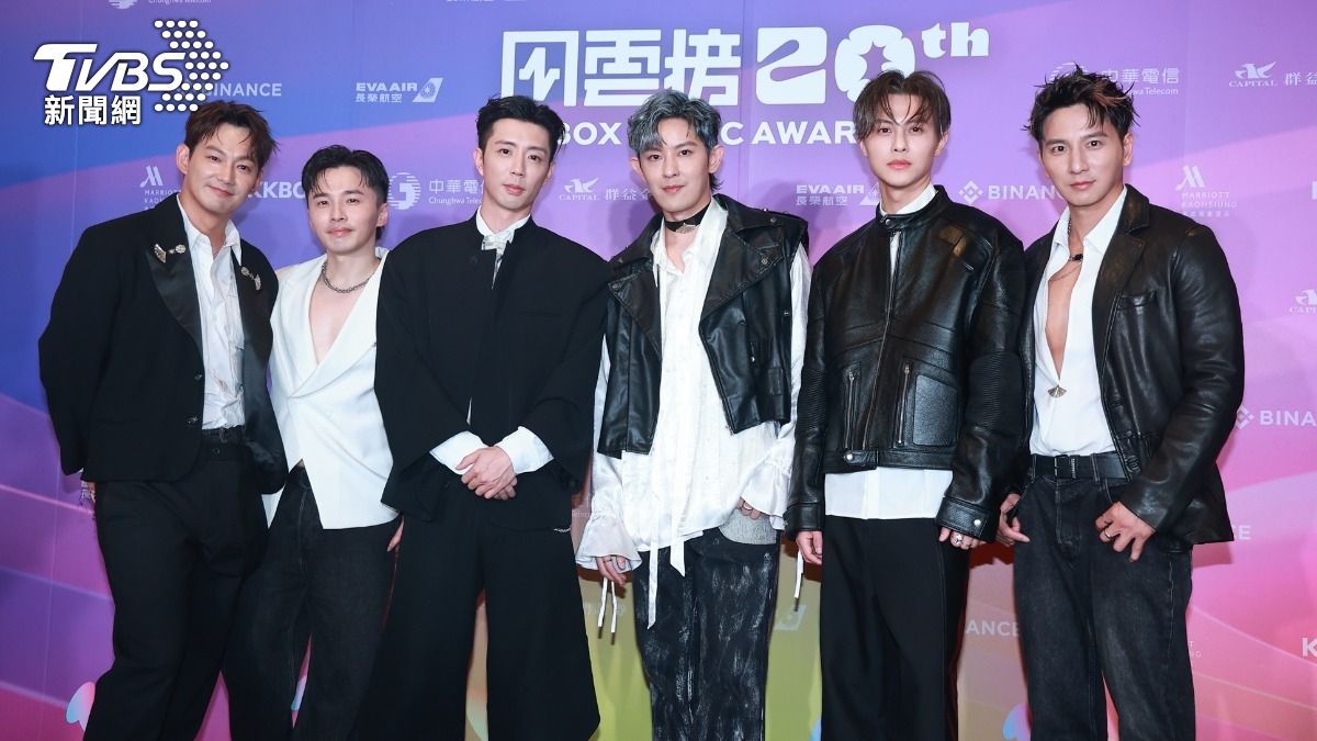 KKBOX幕後/棒棒堂上台前有「神秘儀式」 無預警曝好消息